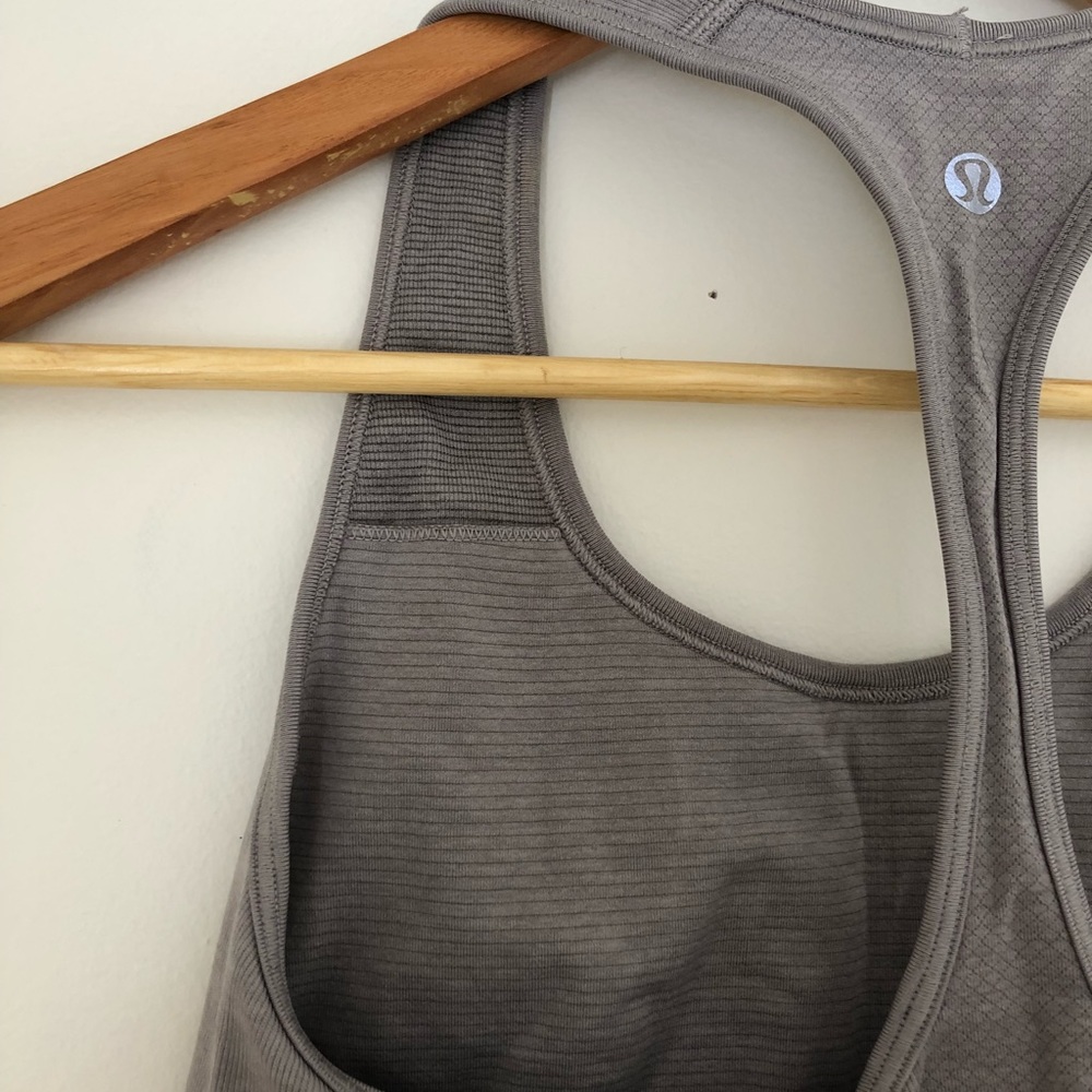 Lululemon Racerback Grey Tank - Picture 4 of 7